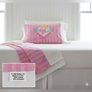 VINTAGE 1997 Barbie Top Sheet & Pillowcase Set